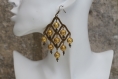 Boucles d'oreilles métal doré-perles filigranées modèle 