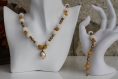Parure collier pendentif nude-bracelet pierres de sable-perles semi précieuses teintées-perles noix de coco-perles de verre modèle 