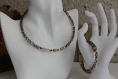 Parure ras-du-cou et bracelet en perles de verre- métal-perles cirées bronze et or modèle 