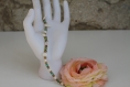 Bracelet perles de culture-verre-métal vert-blanc et bronze modèle 