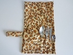 Pochette porte couverts tissu léopard