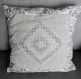 Coussin broderie hardanger carré 40x40