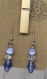 Boucles d’oreille pendantes longues perles bleus