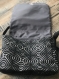 Grand sac besace noir argenté