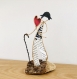 Charlie chaplin amoureux figurine ficelle et papier cadeau original saint-valentin charlot fleur coeur sculpture fil kraft armé bois flotté
