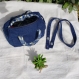 Mini sac à main en jean recyclé, doublé de tissu wax, fermeture zippée, portage sur l'épaule ou à la main