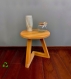 Support de plante  |  tabouret décoratif ou table d'appoint idéal | bois massif en hêtre recyclé minimaliste  |  epsilon