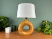 Lampe à poser en bois massif recyclé | lampe à poser unique et durable  |  donuts