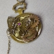 Porte-clé steampunk papillon en résine avec rouage de montre - montre gousset original pour bijoux de sac