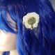 Peigne bijou de coiffure steampunk bronze, agrémenté de strass bleu et détails en résine dentelle blanche