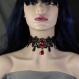 Collier gothique victorien en acier inoxydable - dentelle noire, perles en verre rouge et strass