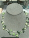 Collier multi-rangs  composé de perles vertes