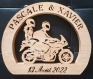 Couple et moto en bois avec prénoms