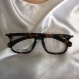 Clavin klein .chic clavin klein.lunettes ,monture couleur marron / noire pour homme,femme