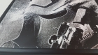 Stormtrooper gravé sur carrelage avec cadre, noir et blanc