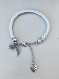 Bracelet femme gris avec pendentif aile d'ange et perle à parfumer, cadeau de noel, bracelet porte bonheur, bijou aile d'ange, idée cadeau
