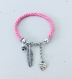 Bracelet rose avec pendentif plume, bijou, bijoux, bracelets, bracelet femme, bracelet rose, bracelet plume, bijou plume, cadeau de noel