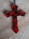 Collier croix en epoxy