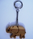 Porte clés en bois de prunier, eléphant. 