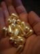 Lot de 20 perles en verre gouttes nacrées crèmes dorées