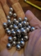 Lot de 50 perles en verre nacrées grises