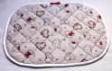 Paire de sets de table en coton matelassé avec coeurs blancs et rouges et ornés d'un petit noeud : 