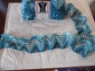 Pelote de laine pour écharpe à volants different bleu