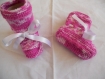 Chaussons bébé en laine acrylique  rose et blanc