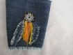 Porte-gobelet en jean bleu recyclé décoré d'un attrape-rêves dans les tons de bleu, jaune,orange et marron 