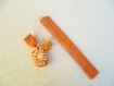 Marque-page « bonbons » en tissu coton orange et écru avec perles - fait main 