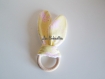 Hochet oreille de lapin montessori - thème flamand rose
