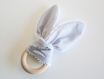 Hochet sonore oreille de lapin montessori pour bébé - thème gris clair