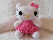 Peluche / doudou au crochet chat blanc et rose kitty