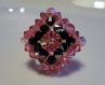 Bague losange rose et noire en perles de cristal swarovski