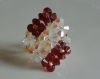 Bague losange 7 fleurs rouge bordeaux et blanche nacrée en perles de cristal swarovski