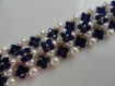 Bracelet manchette en perles de cristal swarovski blanc nacré et bleu cobalt