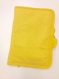 Protège carnet de santé à personnaliser au flocage, appliques etc. tissu jaune couleur de contour au choix.