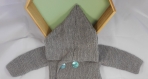 Veste à capuche bébé taille 0/3 mois gris fait main