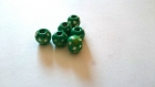 Lot de 6 perles bois vertes foncées point blanc 10mm
