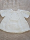 Gilet création en laine spéciale layette blanche, tricot fait main pour bébé 0-3 mois