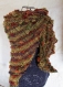 Grand chale chauffe epaules femme boheme multicolore tricote main