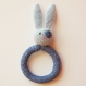 Hochet grelot lapin bleu au crochet