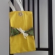 Sac en tissu coton jaune déco noeud vert et fleurs