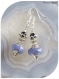 Boucles d'oreilles perles de verre couleur bleu lavande et noires .