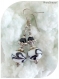 Boucles d'oreilles perles de verre blanches et noires .