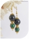 Boucles d'oreilles perles de verre vertes et noires .