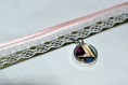 Bracelet dentelle blanche rose et gris avec cabochon 