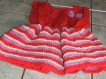 Robe pour bébé 6/12mois, fait main au tricot -rouge/mauve/jaune lignée 