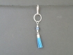 Pc058 porte clefs/bijou de sac perle & pompon bleu
