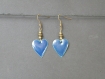 Bo147 boucles d'oreilles bronze et coeur bleu